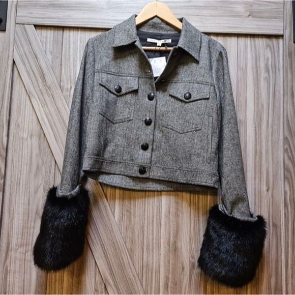 Veronica  Beard Burke Herringbone Cropped Jacket 100% Wool 100% Faux Fur - Picture 9 of 16